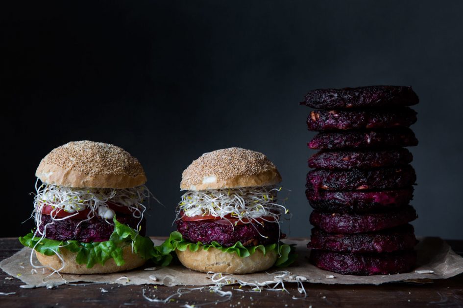 Crispy beet patties with feta cheese Sara Bäckmo