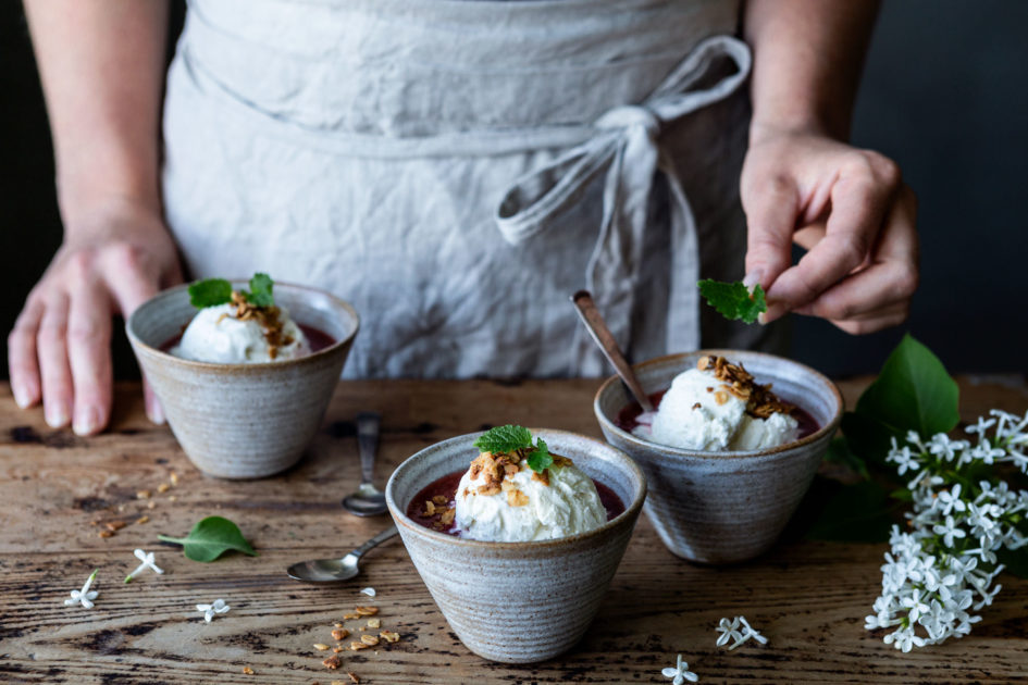 Spicy rhubarb sauce with oat crumble and ice cream â€“ Sara's Kitchen Garden