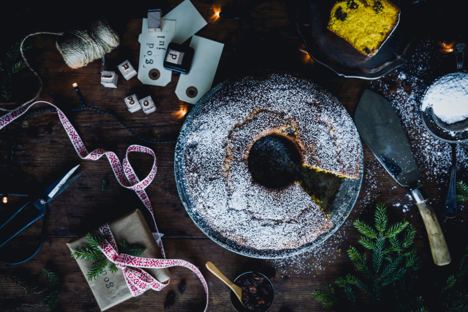 Ulla's Swedish saffron cake - Sara BÃ¤ckmo