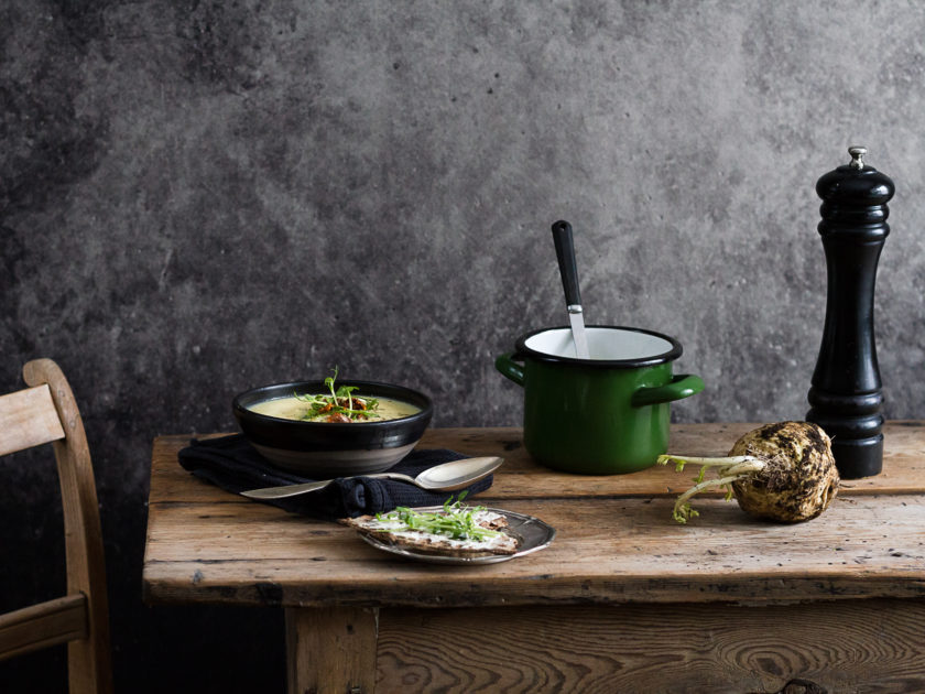 Celeriac and mushroom soup - Sara Bäckmo