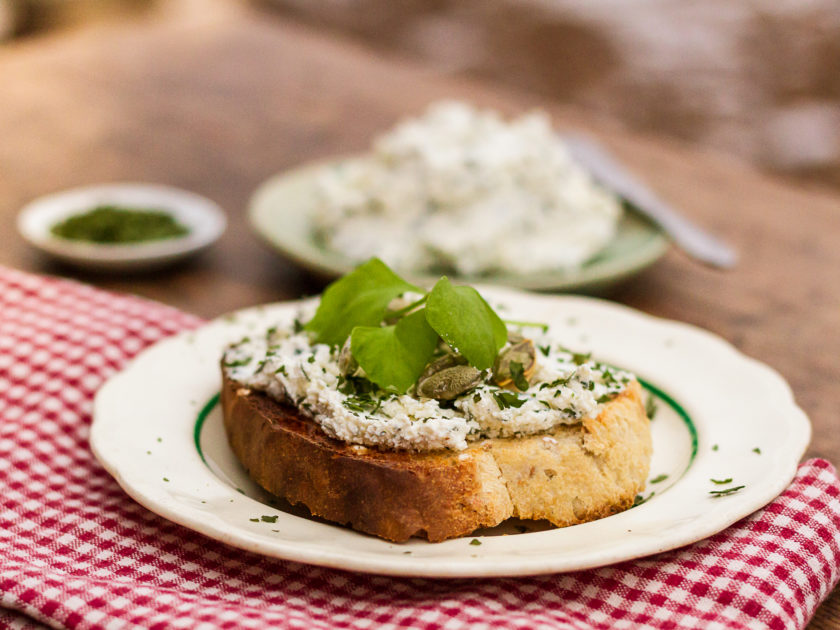 Cream cheese with spring herbs Sara Bäckmo